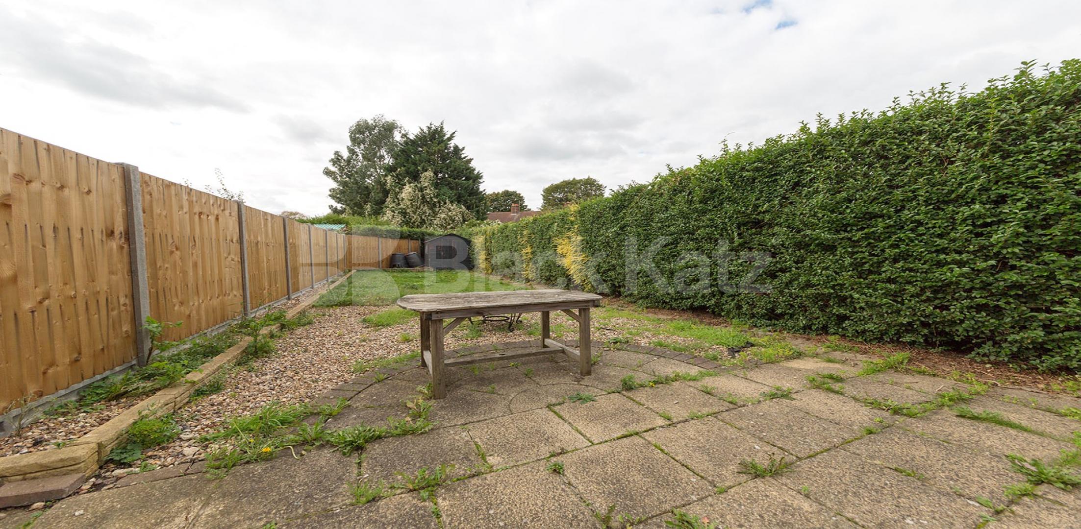 			NEW INSTRUCTION, 3 Bedroom, 1 bath, 1 reception Terraced House			 Wormholt Road, Shepherds Bush